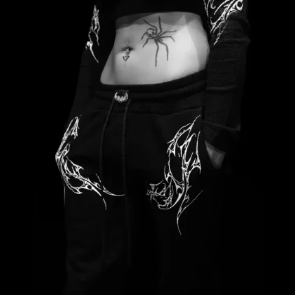 Breathedivinity Womens Kiss fitted Sweatpants 3.webp